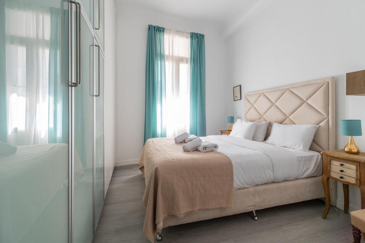 Apollonas Luxurious Apartments Афіни Екстер'єр фото